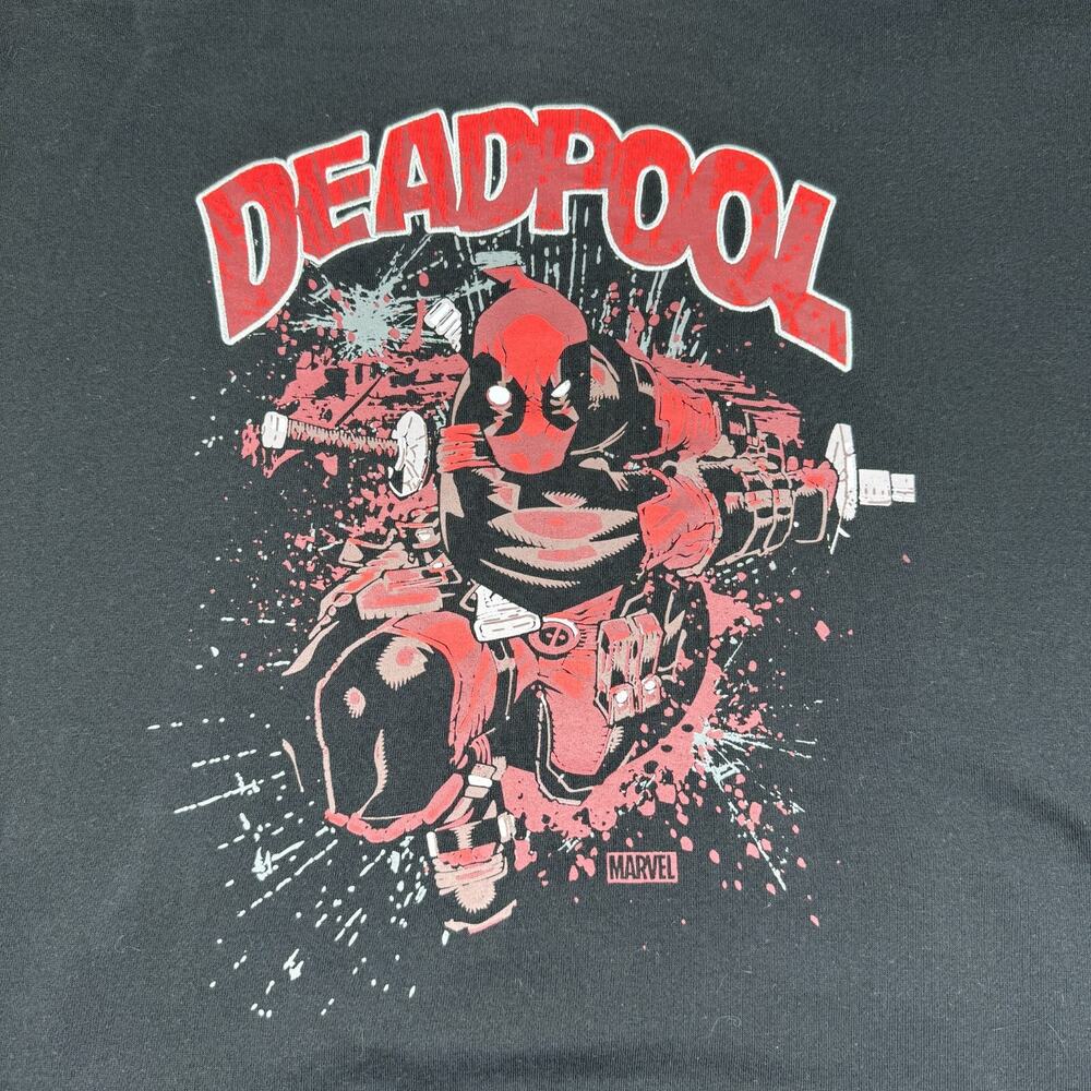 Deadpool Hoodie Men XXL Black Red Full Zip Universal Studios Marvel Embroidered